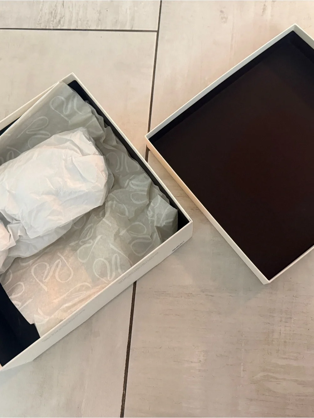 Polene gift boxes set of 2: white embossed presentation box